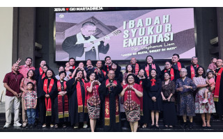 Kebaktian Emeritasi Atas Diri Pdt. Stephanus Liem